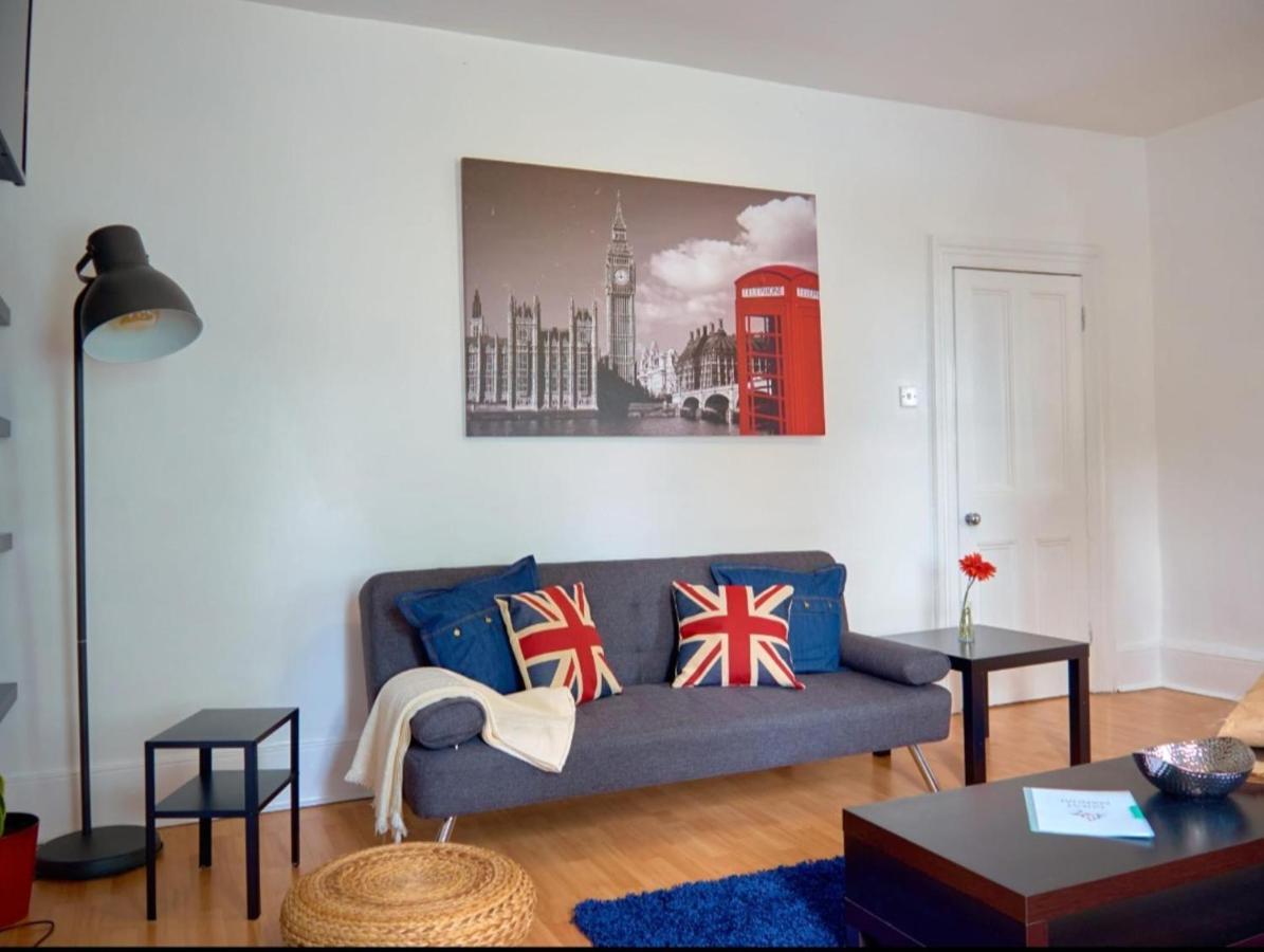 Lovely Large London Apartment Near Stratford Exterior foto