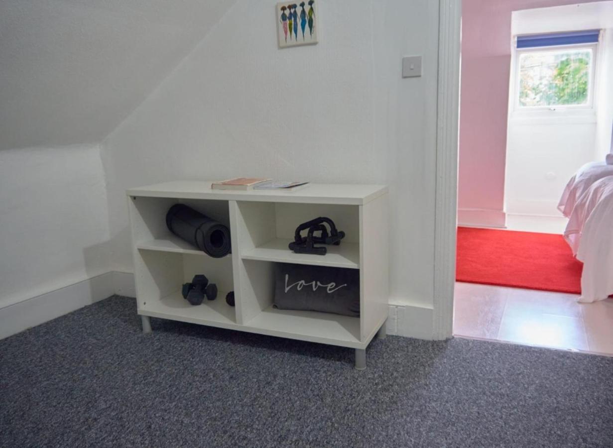 Lovely Large London Apartment Near Stratford Exterior foto
