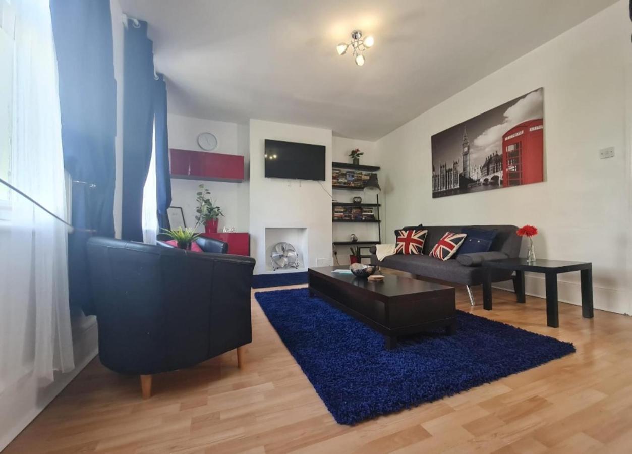 Lovely Large London Apartment Near Stratford Exterior foto