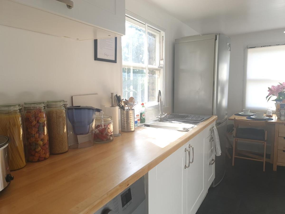 Lovely Large London Apartment Near Stratford Exterior foto