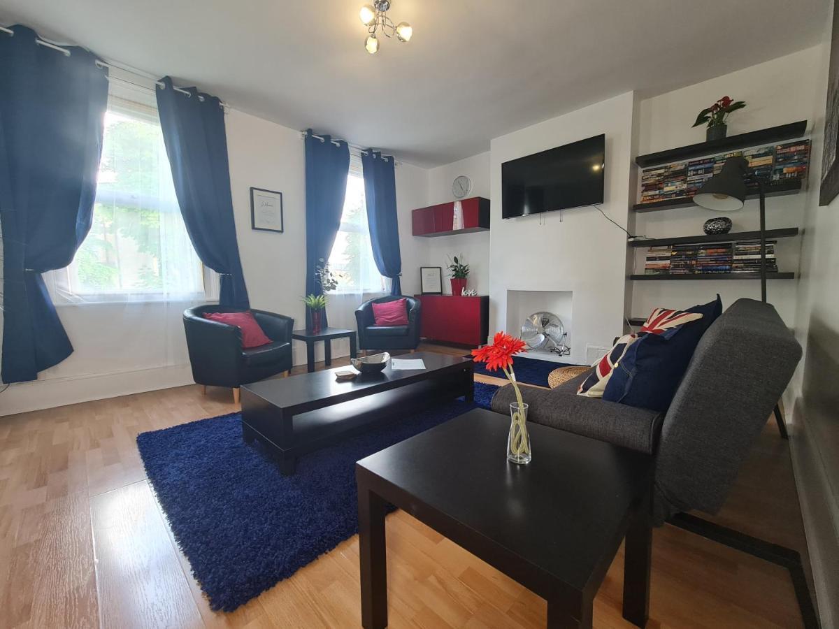 Lovely Large London Apartment Near Stratford Exterior foto
