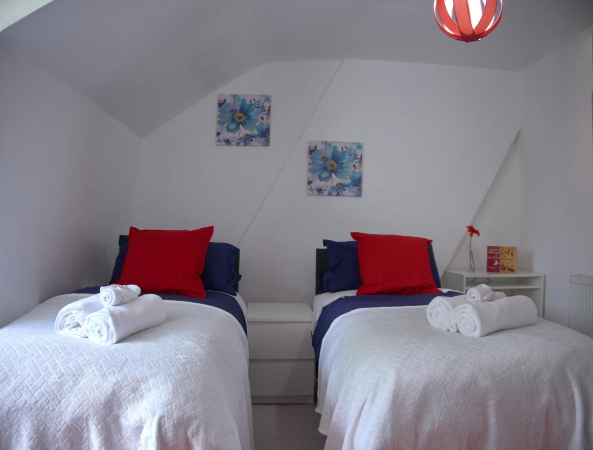 Lovely Large London Apartment Near Stratford Exterior foto
