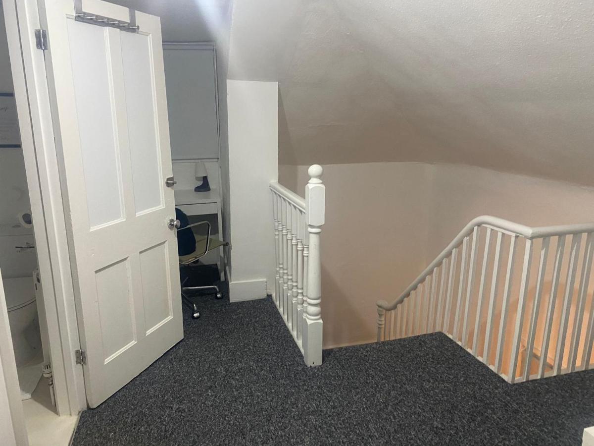 Lovely Large London Apartment Near Stratford Exterior foto